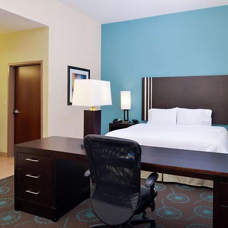 Hampton Inn Beeville Kültér fotó