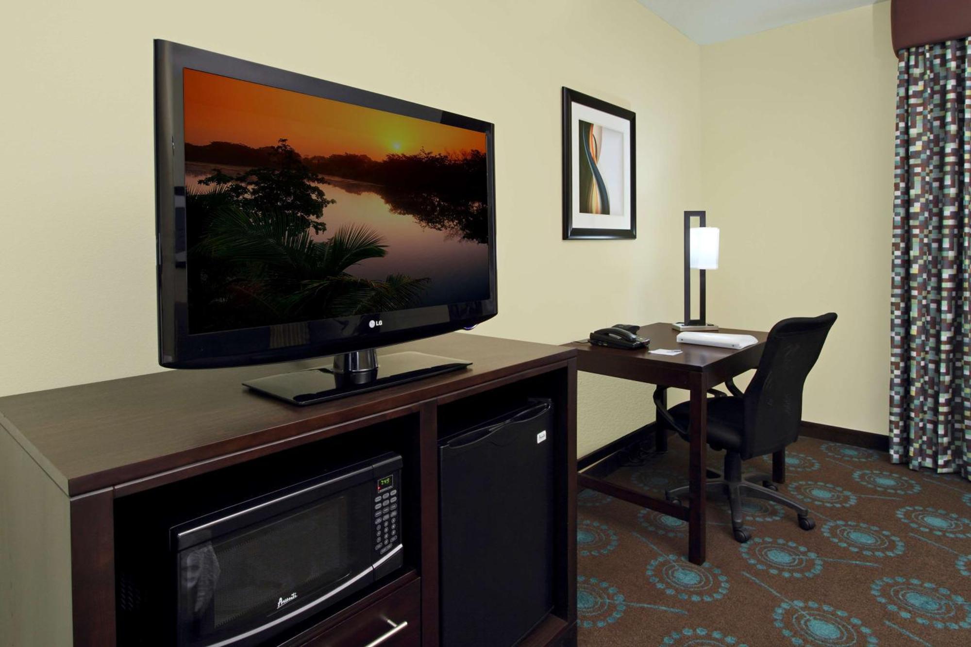 Hampton Inn Beeville Kültér fotó